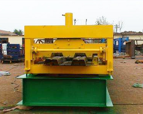 688型樓承板成型機